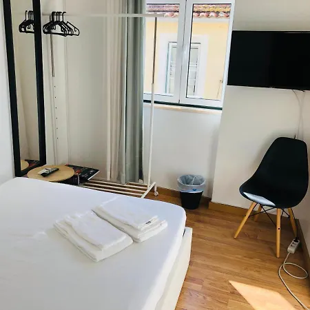 World Travelers * Lisbon